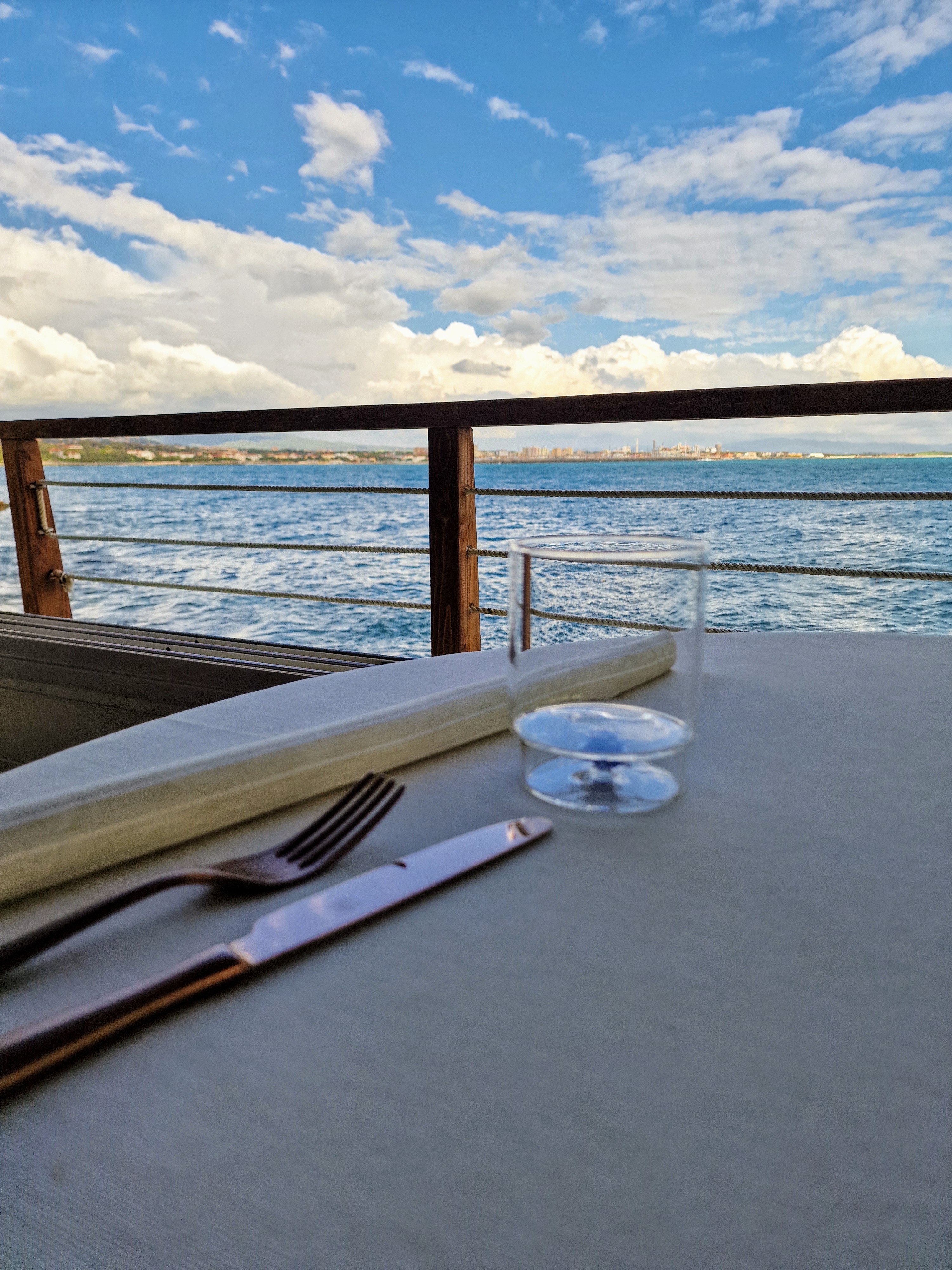 Tavolo con vista sul mare di Castiglioncello